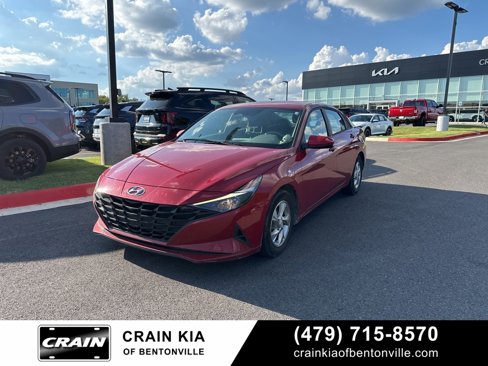 Used 2021 Hyundai Elantra SE image 1