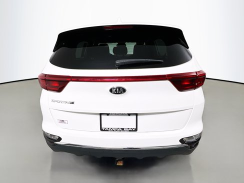 Used 2020 Kia Sportage LX image 6