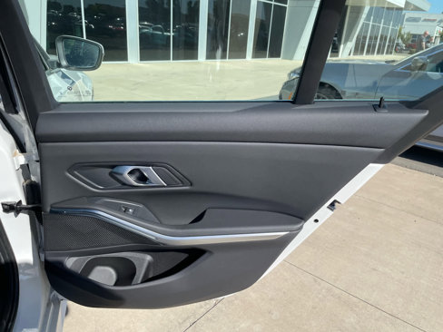 New 2025 BMW 330i Sedan image 14