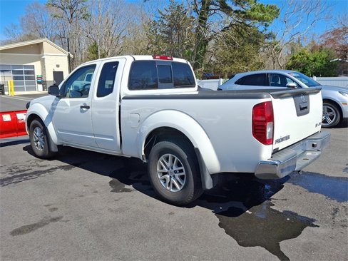 Used 2018 Nissan Frontier SV image 6