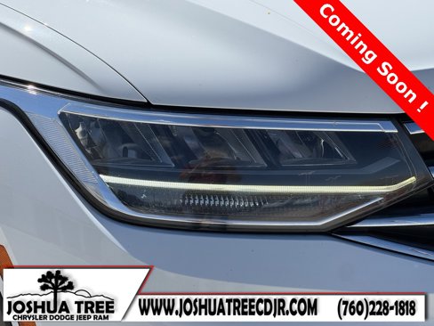 Used 2022 Volkswagen Tiguan SE image 11