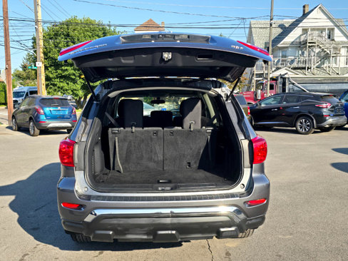 Used 2017 Nissan Pathfinder S image 18