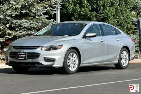 Used 2017 Chevrolet Malibu LT w/ Leather Package image 8