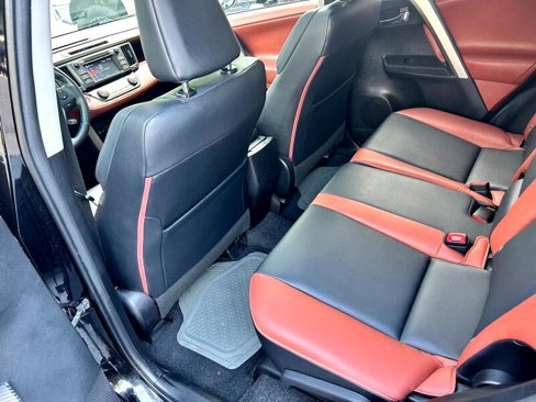 Used 2013 Toyota RAV4 Limited image 29