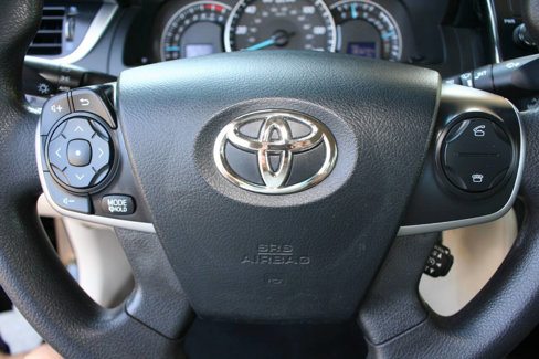 Used 2012 Toyota Camry LE image 14