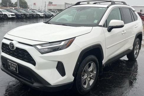 Used 2023 Toyota RAV4 XLE image 4
