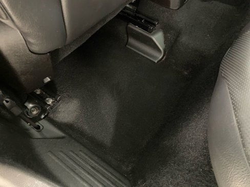 Used 2017 Jeep Renegade Limited image 22