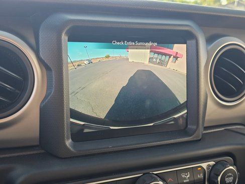 Used 2021 Jeep Wrangler Unlimited Sport image 21