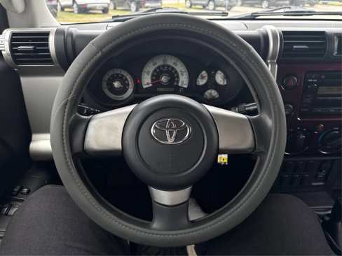 Used 2007 Toyota FJ Cruiser 4WD image 19
