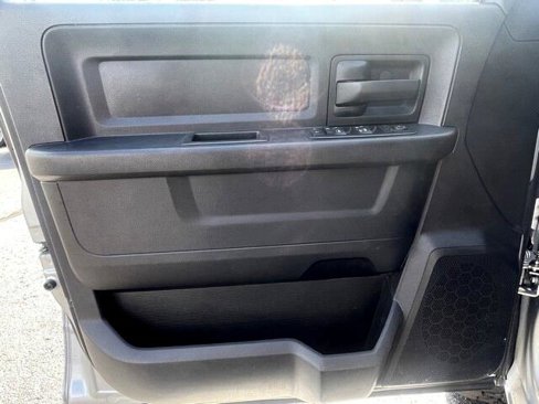 Used 2014 RAM 1500 Express image 10
