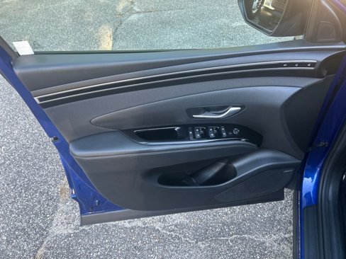 Used 2022 Hyundai Tucson Limited w/ Cargo Package image 12