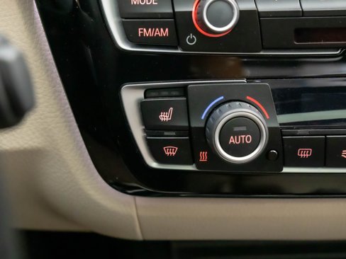 Used 2017 BMW 330e image 25