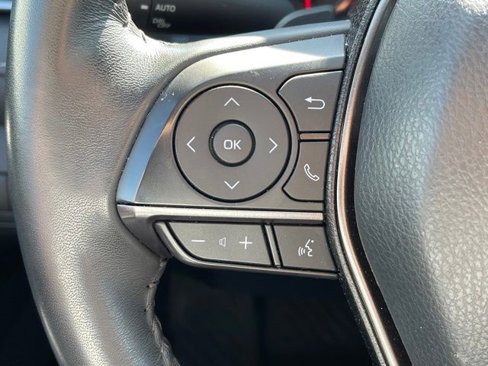 Used 2022 Toyota Camry XSE image 8