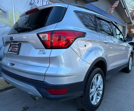 Used 2019 Ford Escape SEL image 3