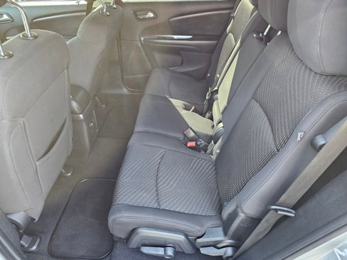 Used 2012 Dodge Journey American Value Package w/ Flexible Seating Group image 20