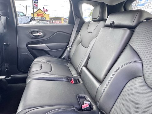 Certified 2022 Jeep Cherokee Limited w/ Mopar Interior Package image 16