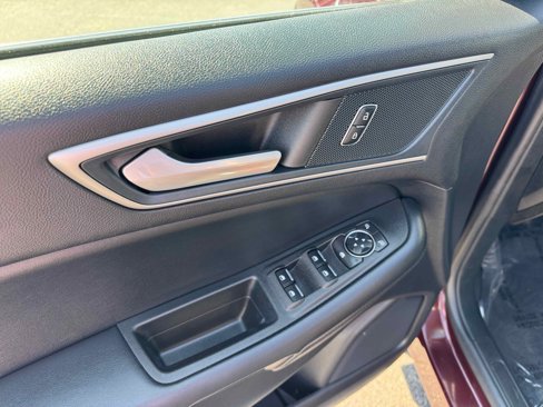 Certified 2021 Ford Edge SEL w/ Convenience Package image 17