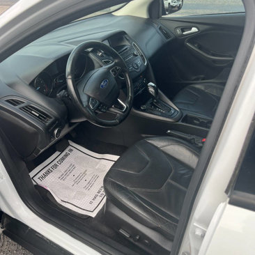 Used 2016 Ford Focus SE w/ Equipment Group 201A image 10
