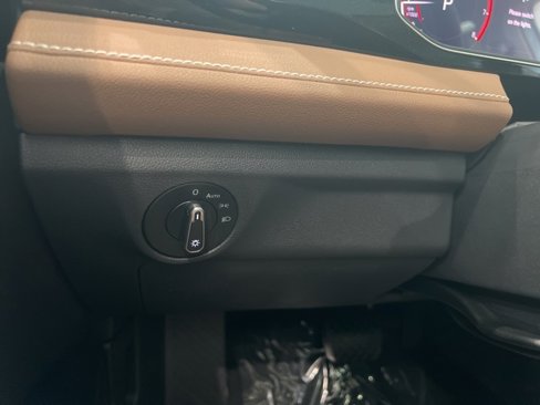 New 2025 Volkswagen Jetta SEL image 26