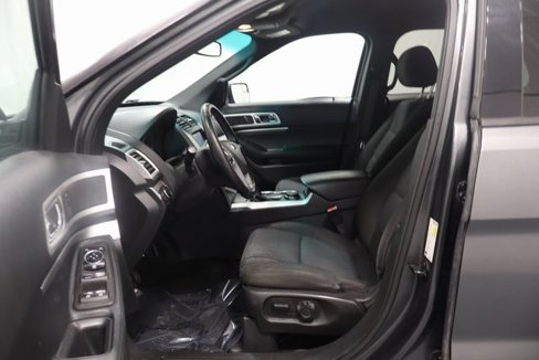 Used 2015 Ford Explorer XLT w/ Equipment Group 201B image 10