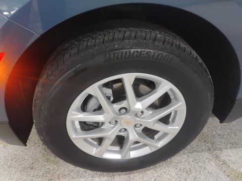 Used 2024 Chevrolet Equinox LT image 8