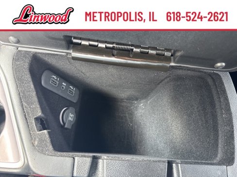 Used 2022 Dodge Challenger GT image 16