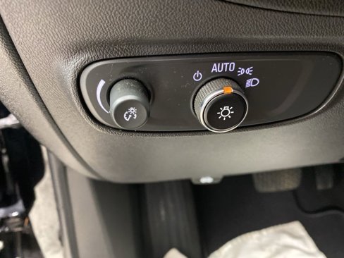 Used 2022 Chevrolet Equinox LT image 33