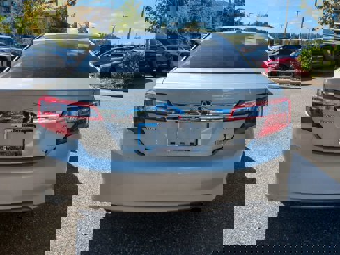 Used 2014 Toyota Camry XLE image 5