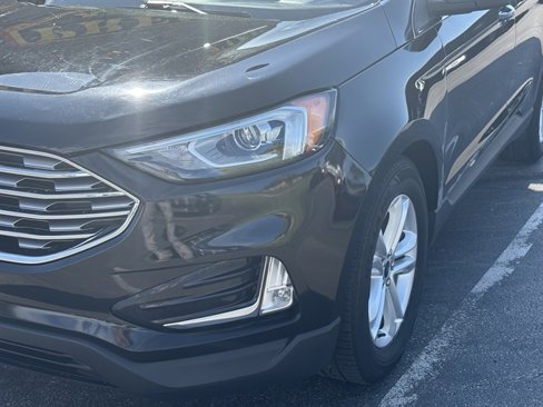 Used 2020 Ford Edge SEL image 3