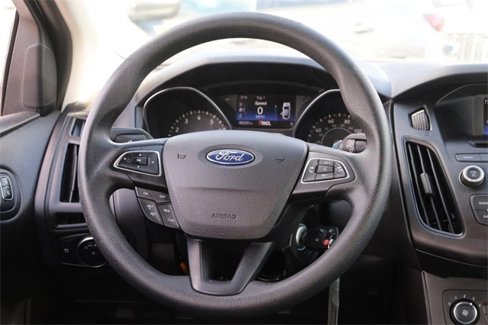 Used 2017 Ford Focus SE image 21