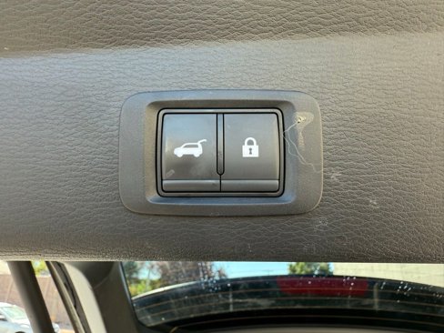 Used 2024 Mitsubishi Outlander SE image 25
