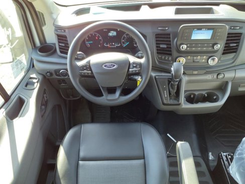 New 2024 Ford Transit 250 148 Medium Roof image 4