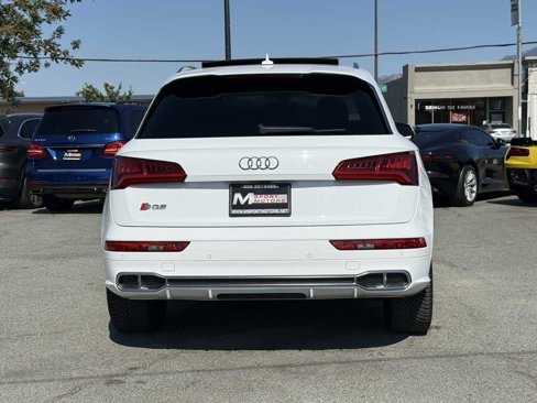 Used 2018 Audi SQ5 Premium Plus w/ Navigation Package image 7