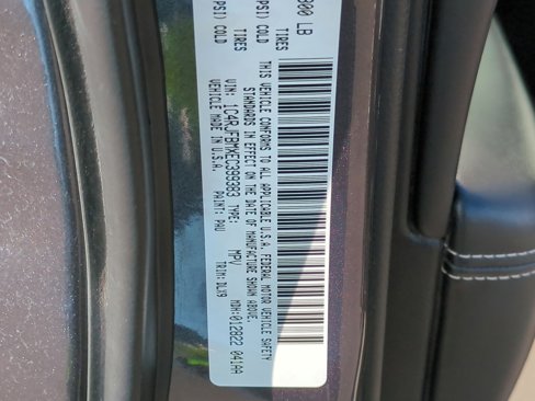Used 2014 Jeep Grand Cherokee Limited w/ Luxury Group II image 36