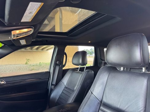 Used 2020 Jeep Grand Cherokee Limited X image 18