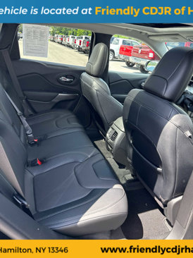 Used 2022 Jeep Cherokee Limited image 10