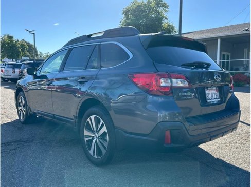 Used 2018 Subaru Outback 2.5i Limited image 5