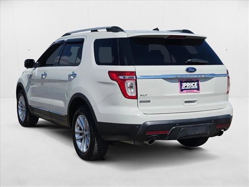 Used 2012 Ford Explorer XLT w/ Class III Trailer Tow Pkg image 7
