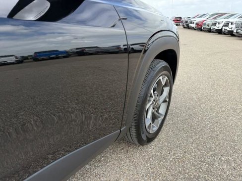 New 2025 Chevrolet Trax LT image 12