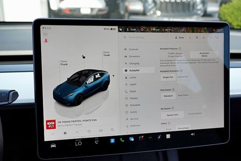 Used 2022 Tesla Model Y Performance image 27