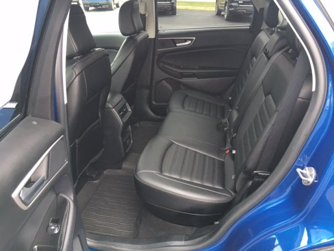 Used 2020 Ford Edge SEL w/ Cargo Accessory Package image 15