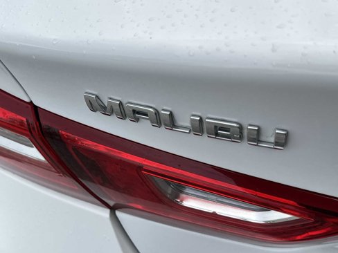 Used 2023 Chevrolet Malibu LT image 11