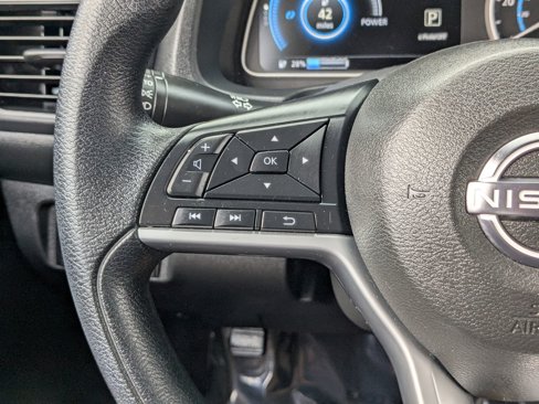 Certified 2024 Nissan Leaf S image 19