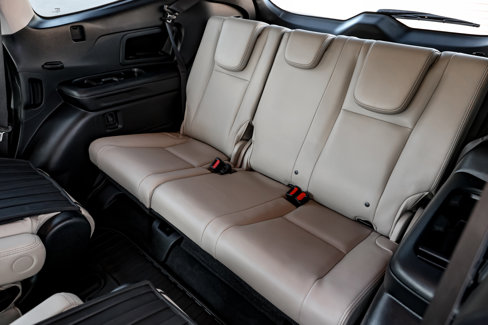 Used 2022 Subaru Ascent Limited image 17