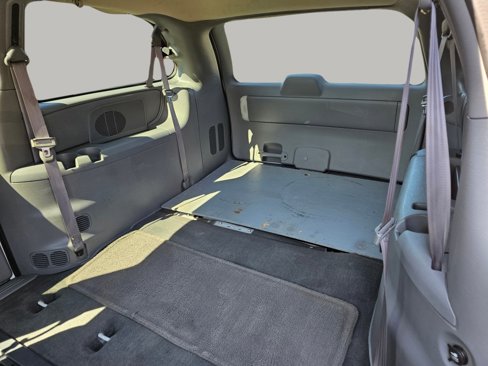 Used 2005 Chrysler Town & Country LX image 19