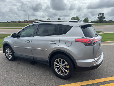 Used 2016 Toyota RAV4 Limited image 10