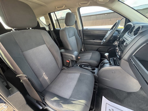 Used 2012 Jeep Compass Latitude image 7