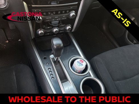 Used 2015 Nissan Pathfinder SV image 6