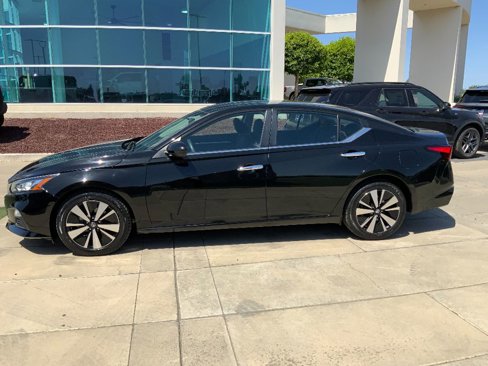 Used 2022 Nissan Altima 2.5 SV image 9