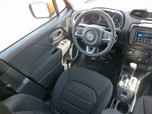 Used 2020 Jeep Renegade Latitude image 14